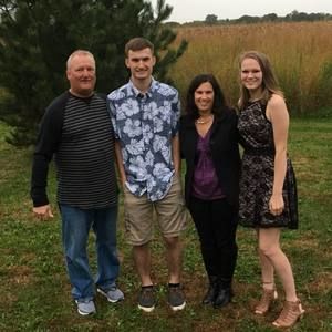 Meet your Posher, Monica